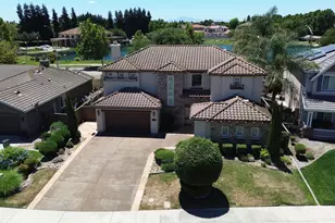 5548 Cortina Ln, Stockton, CA 95219 - Photo 2
