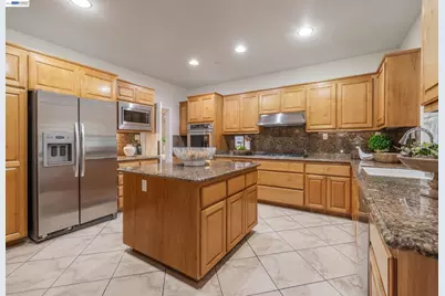 4166 Mystic View Ct, Hayward, CA 94542 - Photo 22