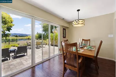 908 Marina Dr, Napa, CA 94559 - Photo 42