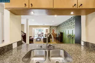 908 Marina Dr, Napa, CA 94559 - Photo 12