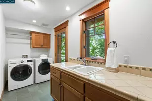 30 Greenwood Ct, Orinda, CA 94563 - Photo 32