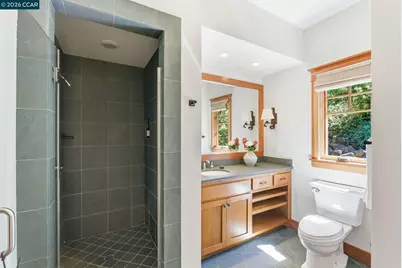 30 Greenwood Ct, Orinda, CA 94563 - Photo 36