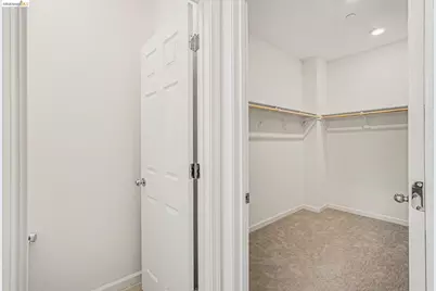 38 Fern Ln, Pittsburg, CA 94565 - Photo 20