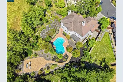 2151 Sky View Ct, Moraga, CA 94556 - Photo 42