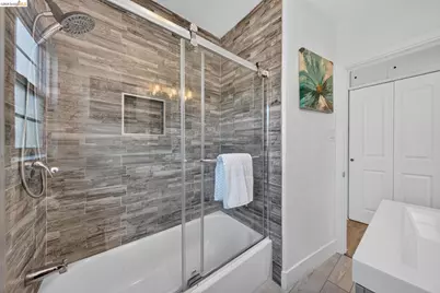 3057 Sylvan Ave, Oakland, CA 94602 - Photo 16