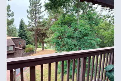 5370 Briar Ridge Drive, Castro Valley, CA 94552 - Photo 2