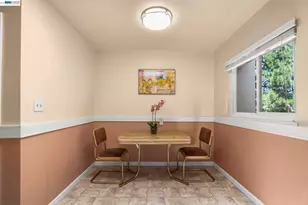 4815 Shetland Ave, Oakland, CA 94605 - Photo 16