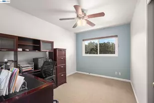 4815 Shetland Ave, Oakland, CA 94605 - Photo 20