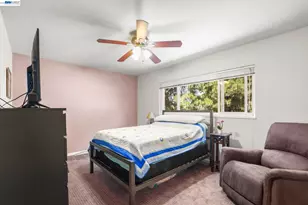 4815 Shetland Ave, Oakland, CA 94605 - Photo 22