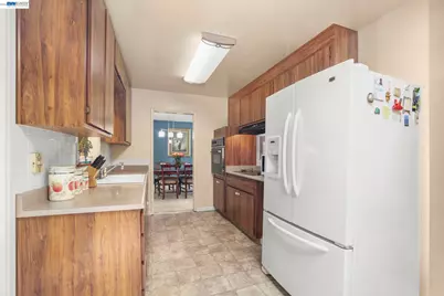 4815 Shetland Ave, Oakland, CA 94605 - Photo 14