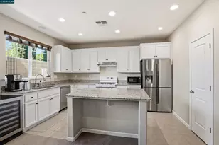 98 Belle Harbor Cir, Pittsburg, CA 94565 - Photo 6