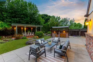 21 Oval Rd, Oakland, CA 94611 - Photo 2