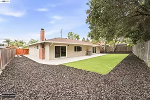 8091 Via Zapata, Dublin, CA 94568 - Photo 32