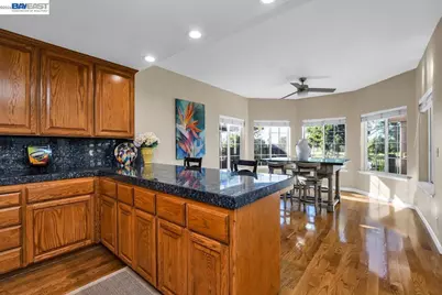 82 Edgeview Ct, Discovery Bay, CA 94505 - Photo 14