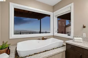 7015 Elverton Dr, Oakland, CA 94611 - Photo 66