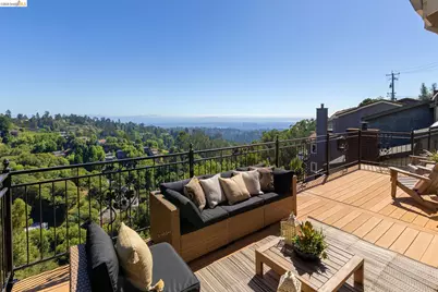 7015 Elverton Dr, Oakland, CA 94611 - Photo 10