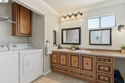 15940 Warfield Rd, Lathrop, CA 95330 - Photo 20