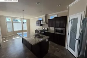 29282 Nantucket Way, Hayward, CA 94544 - Photo 10