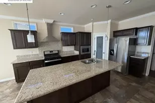 29282 Nantucket Way, Hayward, CA 94544 - Photo 2