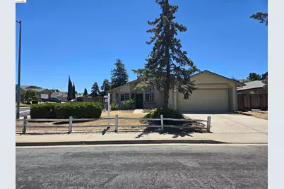 301 Maude Ct, Oakley, CA 94561 - Photo 2