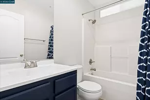 915 Oxford Ln, Brentwood, CA 94513 - Photo 16