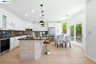 112 Ridgepoint Ct, Hercules, CA 94547 - Photo 24