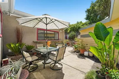 301 Joan Vista St, El Sobrante, CA 94803 - Photo 44