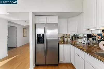 6363 Christie Ave #406, Emeryville, CA 94608 - Photo 10