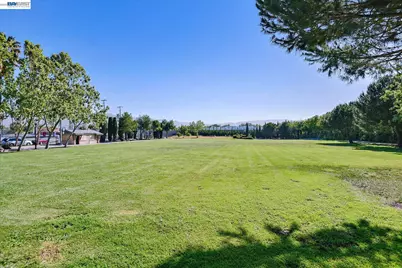 831 Heavenly Pl, Milpitas, CA 95035 - Photo 38