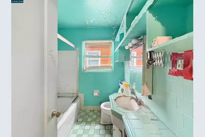 2224 108th Ave, Oakland, CA 94603 - Photo 12