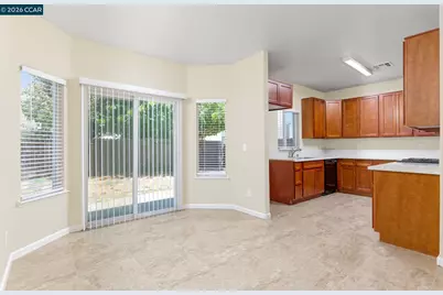 4239 Clay Creek Way, Sacramento, CA 95838 - Photo 6