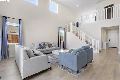 5601 Ridgepoint Way, Antioch, CA 94531 - Photo 10