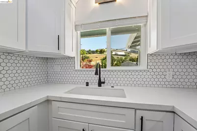 375 Senter Rd, San Jose, CA 95111 - Photo 32