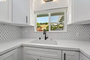 375 Senter Rd, San Jose, CA 95111 - Photo 32