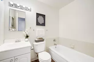 32466 Lake Berryessa Dr, Fremont, CA 94555 - Photo 24