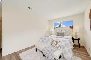 32466 Lake Berryessa Dr, Fremont, CA 94555 - Photo 14