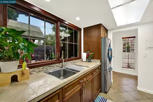6472 Trinidad Dr, San Jose, CA 95120 - Photo 32