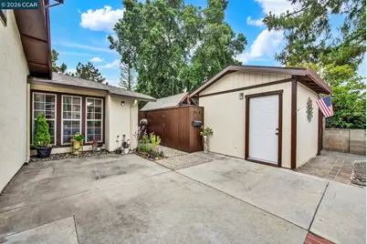 6472 Trinidad Dr, San Jose, CA 95120 - Photo 56