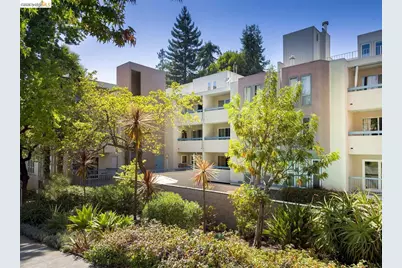 385 Jayne Ave #105, Oakland, CA 94610 - Photo 4