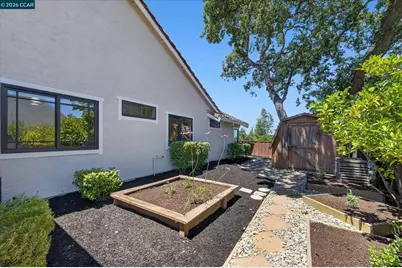 220 Briaridge Ct, Pleasant Hill, CA 94523 - Photo 30