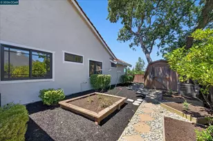 220 Briaridge Ct, Pleasant Hill, CA 94523 - Photo 30