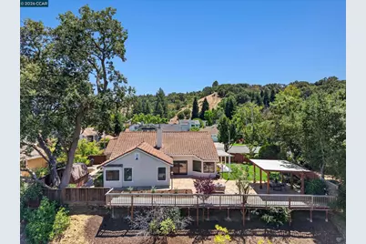 220 Briaridge Ct, Pleasant Hill, CA 94523 - Photo 34