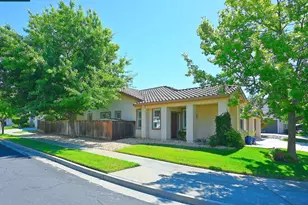 1725 Hazeltine Way, Fairfield, CA 94533 - Photo 2