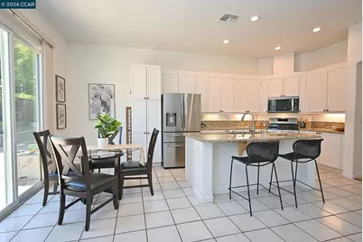 1725 Hazeltine Way, Fairfield, CA 94533 - Photo 18