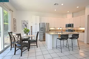 1725 Hazeltine Way, Fairfield, CA 94533 - Photo 18