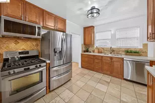 2760 Best Ave, Oakland, CA 94619 - Photo 14