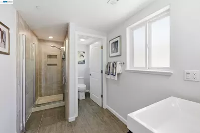307 Dana St, Fremont, CA 94539 - Photo 26