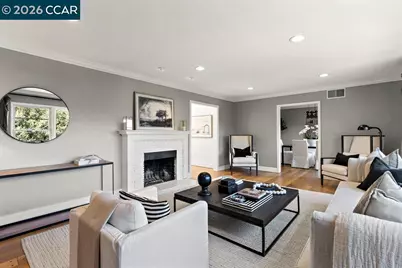 59 El Toyonal, Orinda, CA 94563 - Photo 4