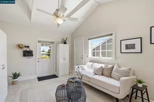 210 Vista Way, Martinez, CA 94553 - Photo 22