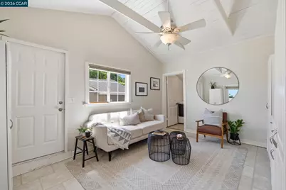 210 Vista Way, Martinez, CA 94553 - Photo 20